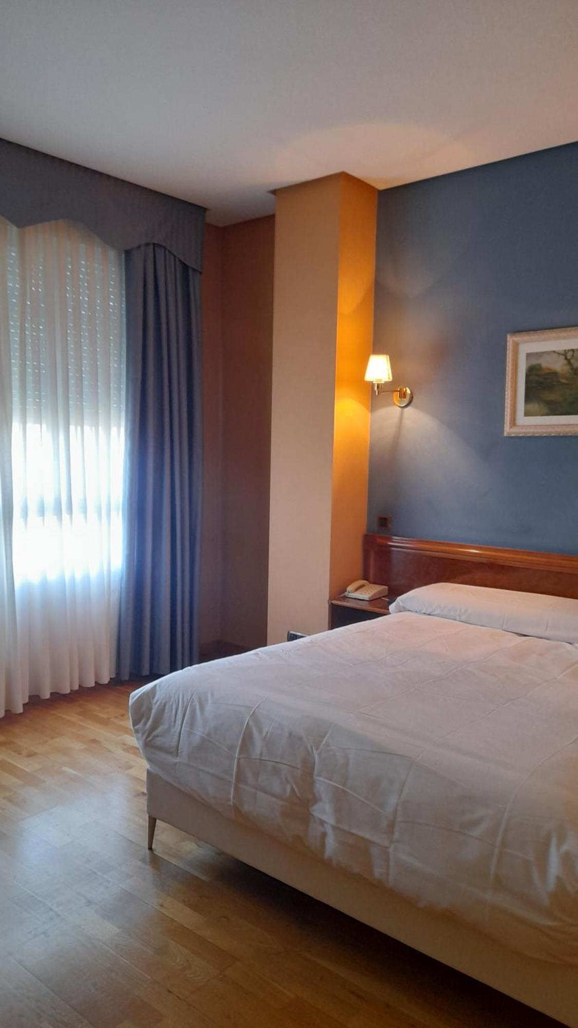 Hotel Las Moreras León Eksteriør billede